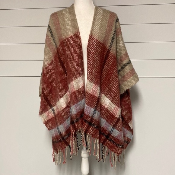 LC Lauren Conrad Accessories - Lc Lauren Conrad Wrap/Shawl